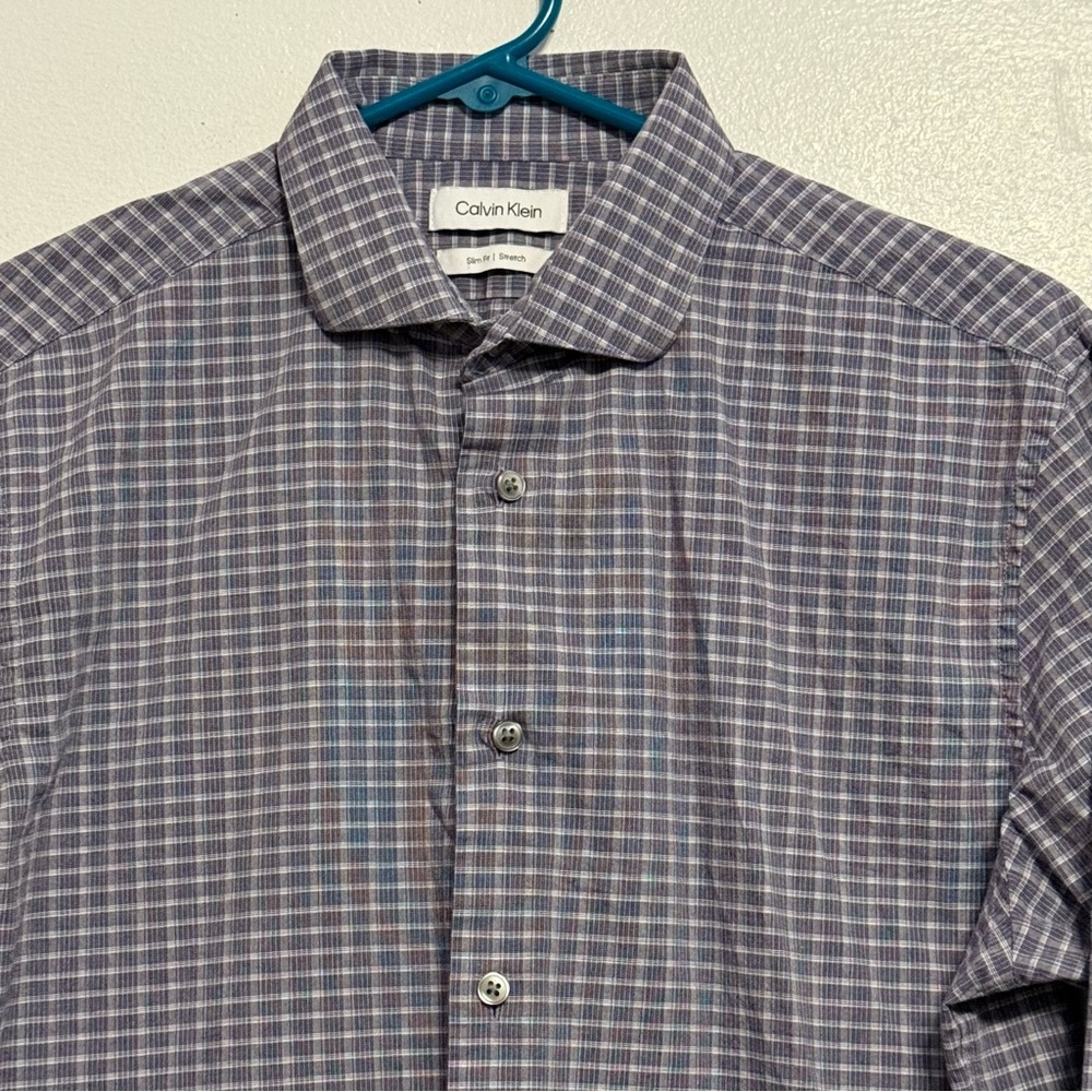 Calvin Klein Men's‎ Checkered Shirt Size Medium LongSleeve Button Up